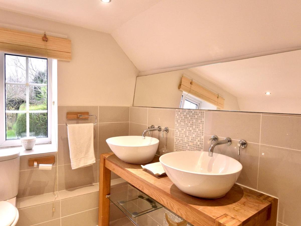 Pass The Keys Scampton Cottage Lincoln Exterior photo